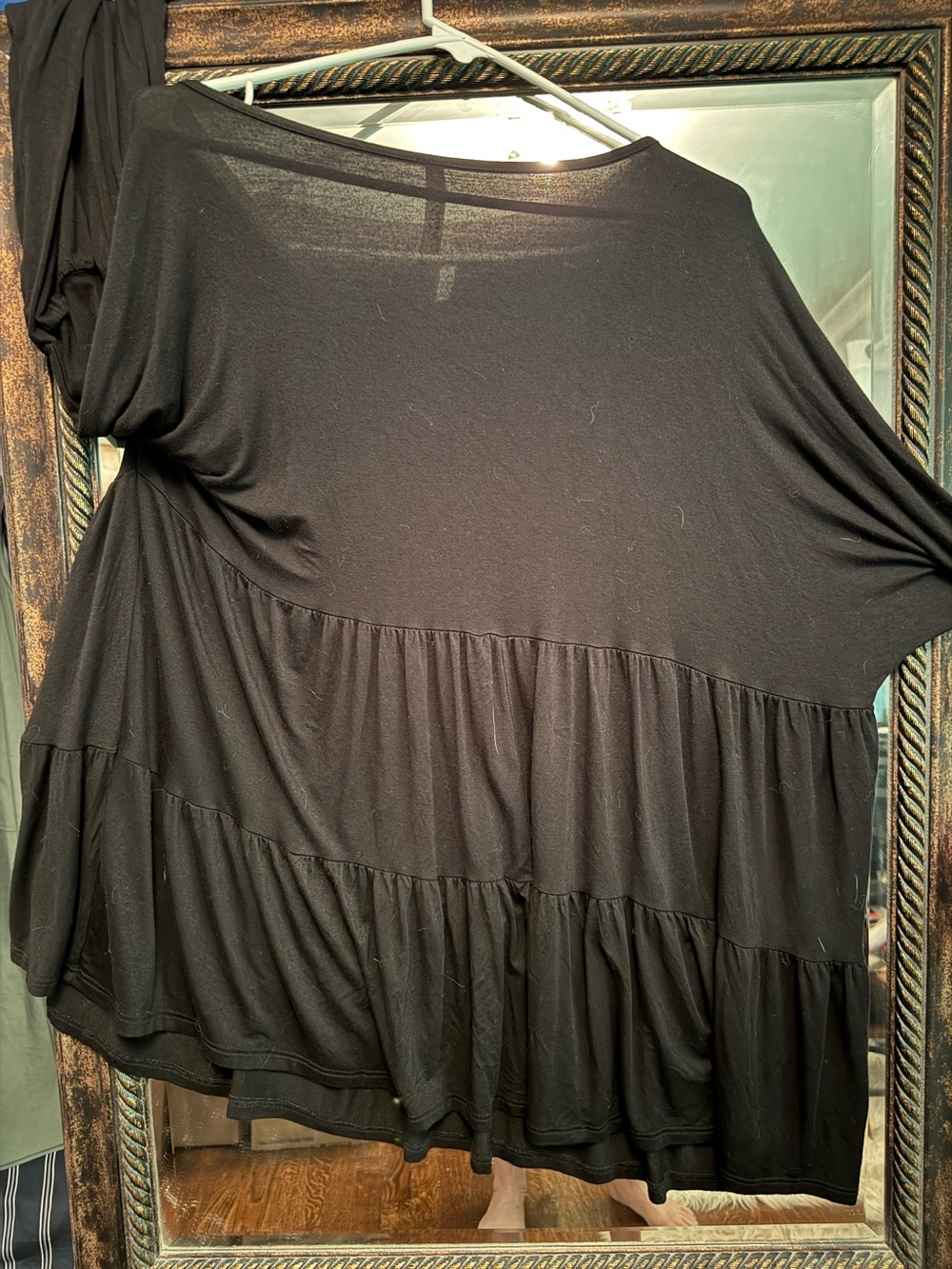 Celeste Black Tiered V-Neck Long Sleeve Tunic Top - Size 3XL - Picture 14 of 16